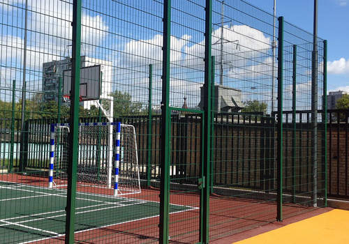 2Д забор для футбольной площадки в Новом Уренгое