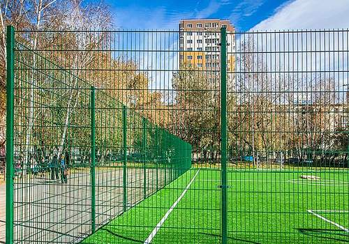 2Д забор для футбольной площадки в Новом Уренгое